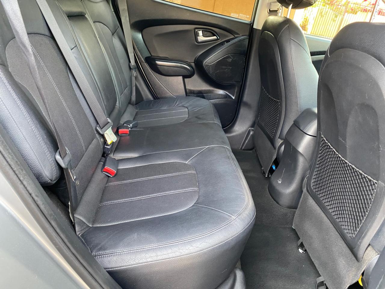 Hyundai Tucson AWD 4dr Auto Limited PZEV 2012