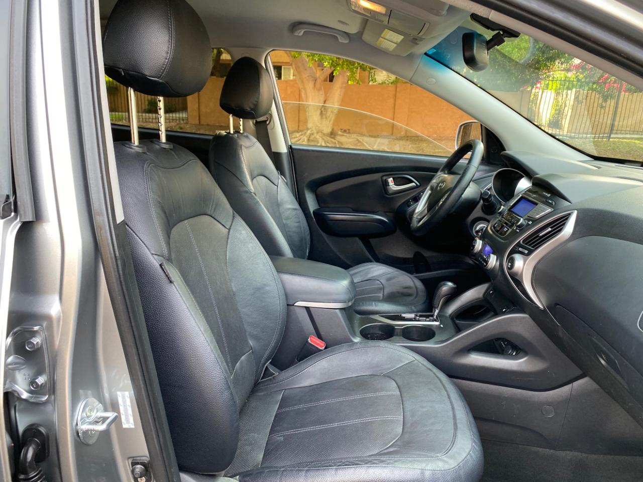 Hyundai Tucson AWD 4dr Auto Limited PZEV 2012