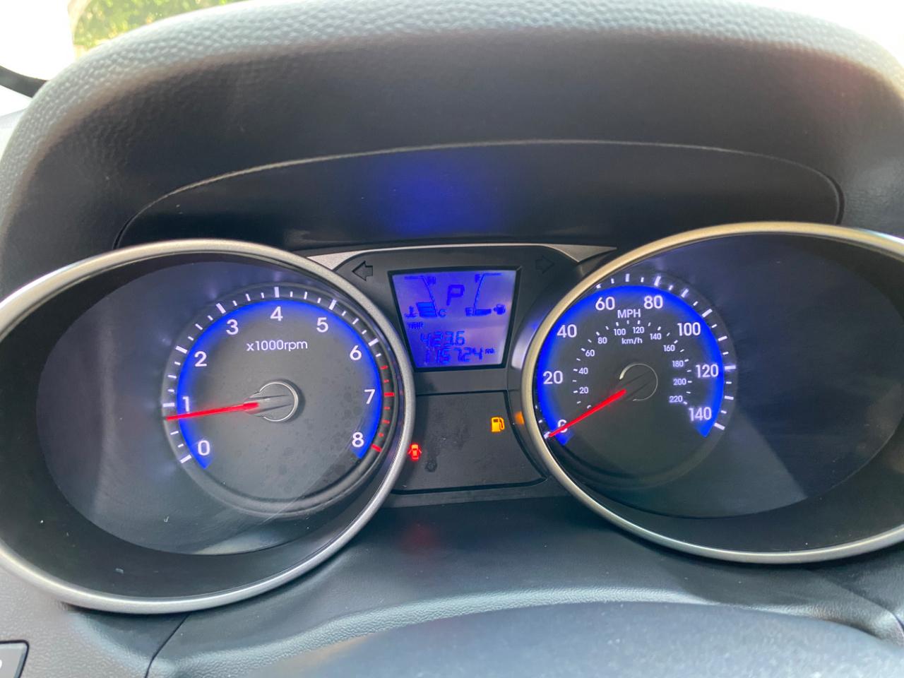 Hyundai Tucson AWD 4dr Auto Limited PZEV 2012