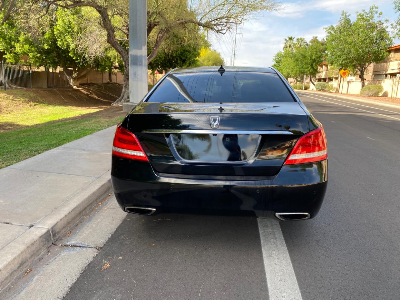 Hyundai Equus 4dr Sdn Signature 2015