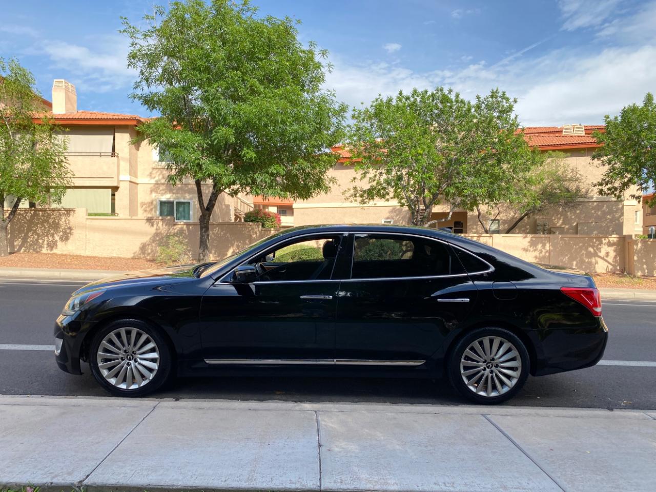 Hyundai Equus 4dr Sdn Signature 2015