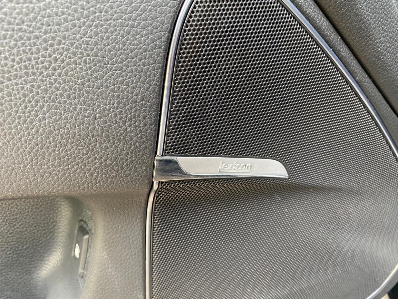 Hyundai Equus 4dr Sdn Signature 2015