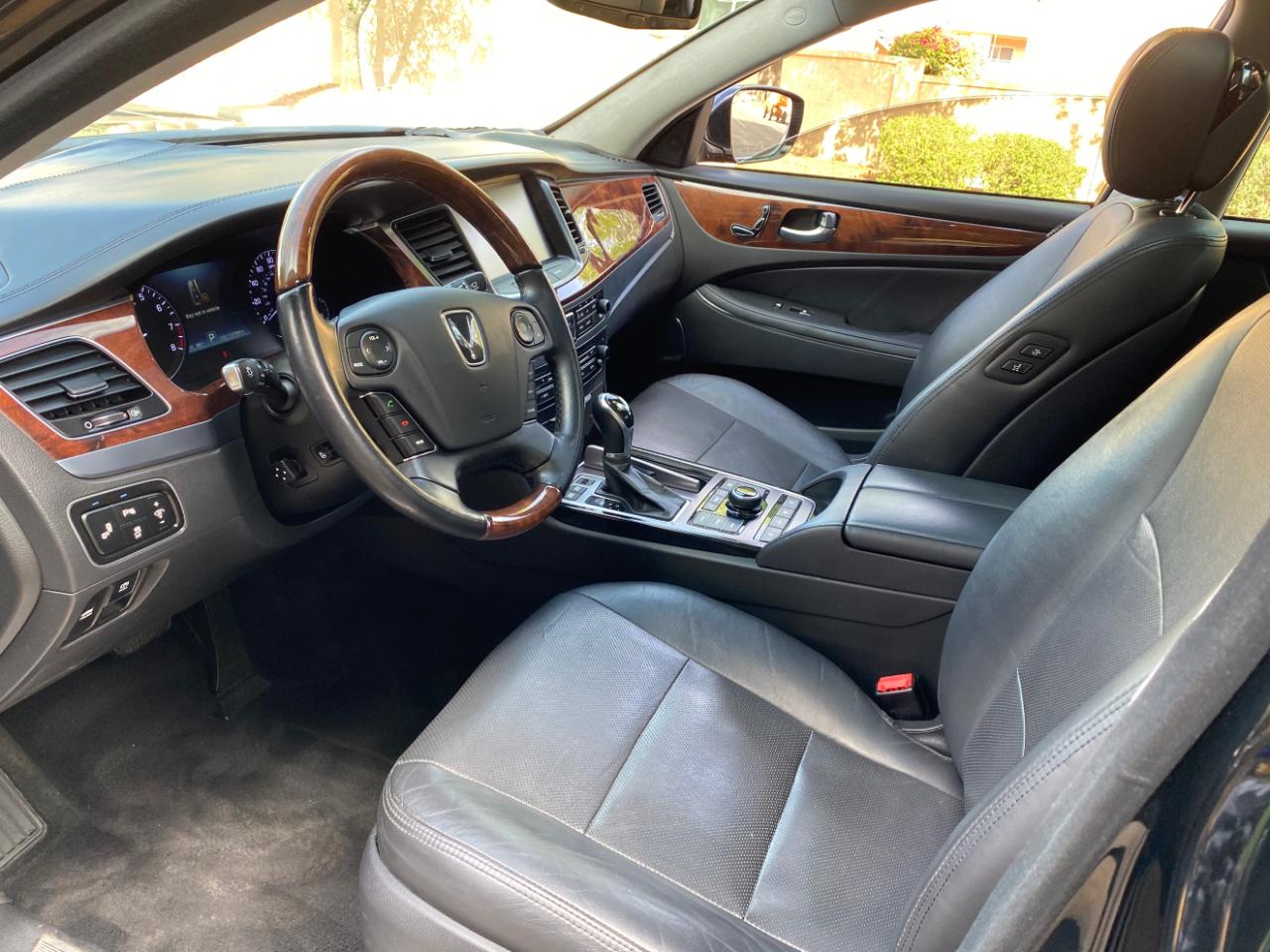 Hyundai Equus 4dr Sdn Signature 2015