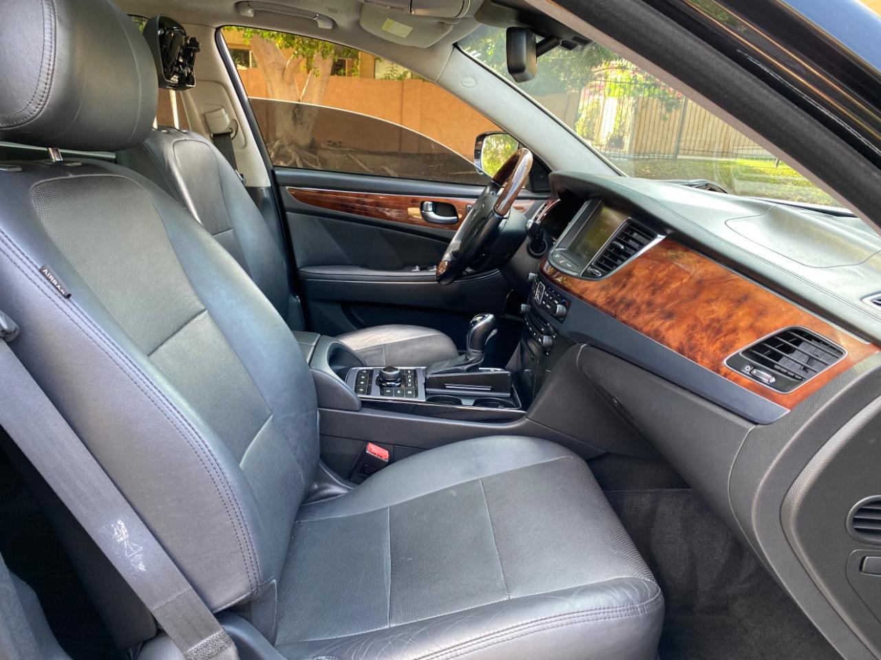 Hyundai Equus 4dr Sdn Signature 2015