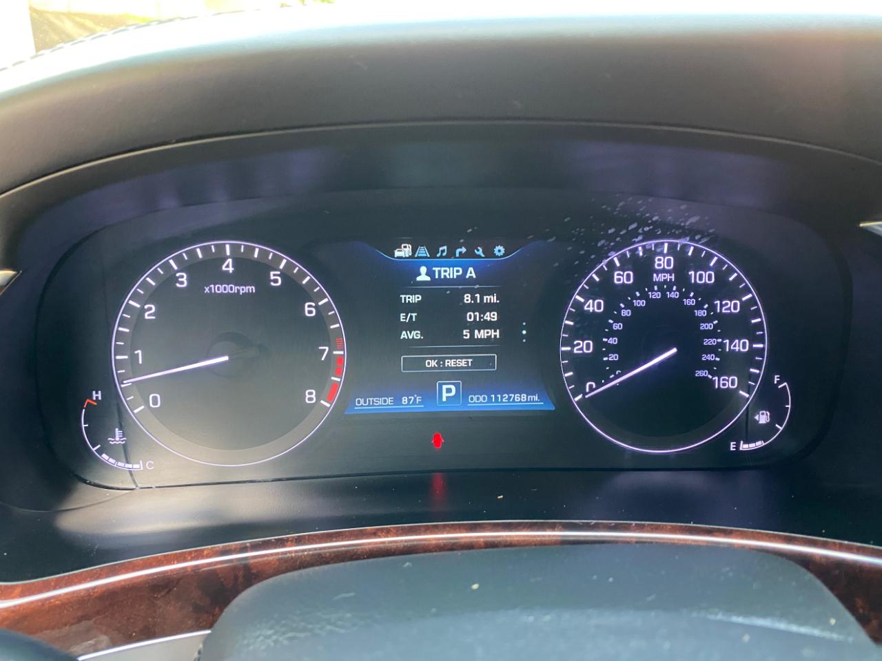 Hyundai Equus 4dr Sdn Signature 2015