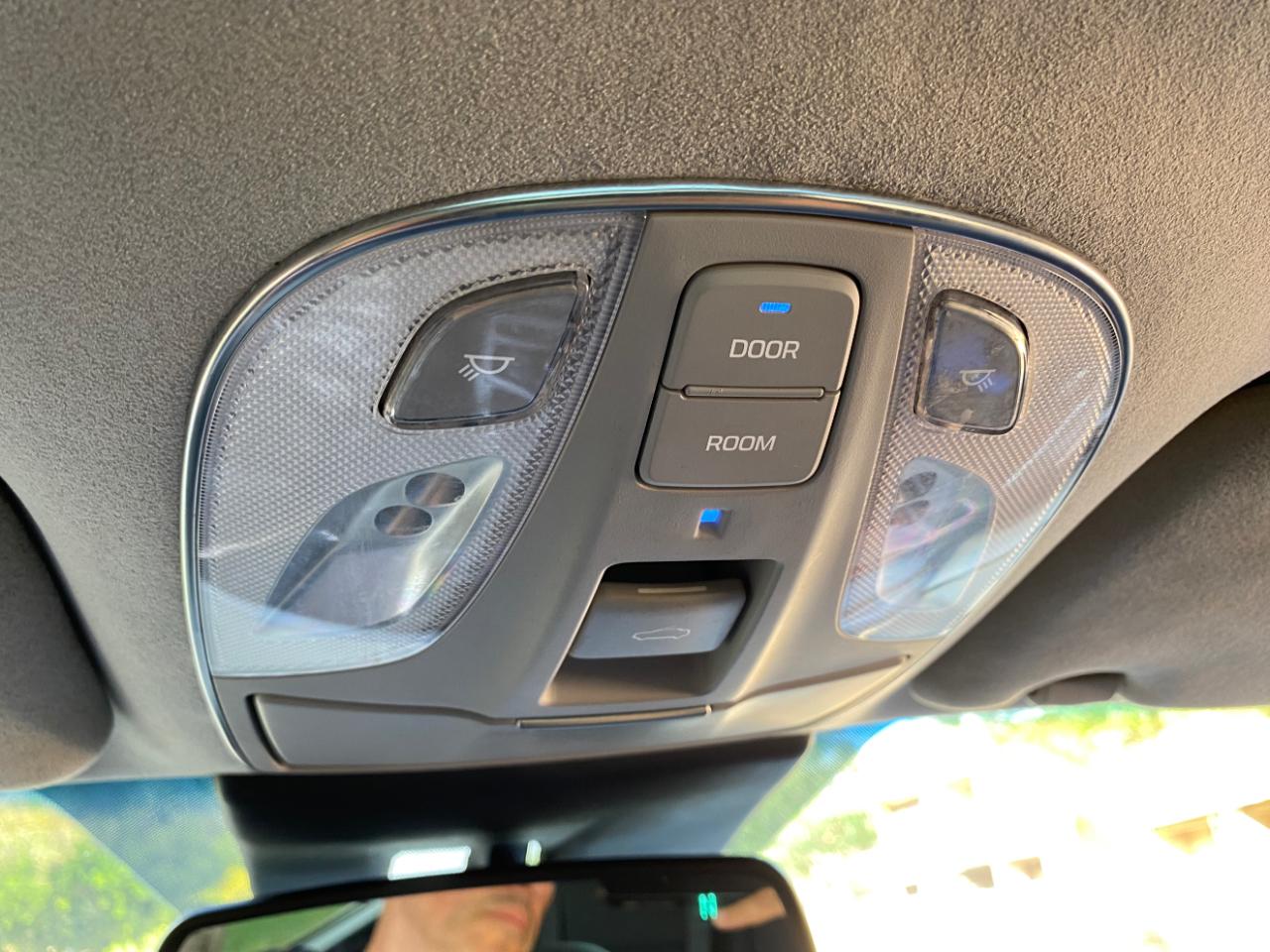 Hyundai Equus 4dr Sdn Signature 2015