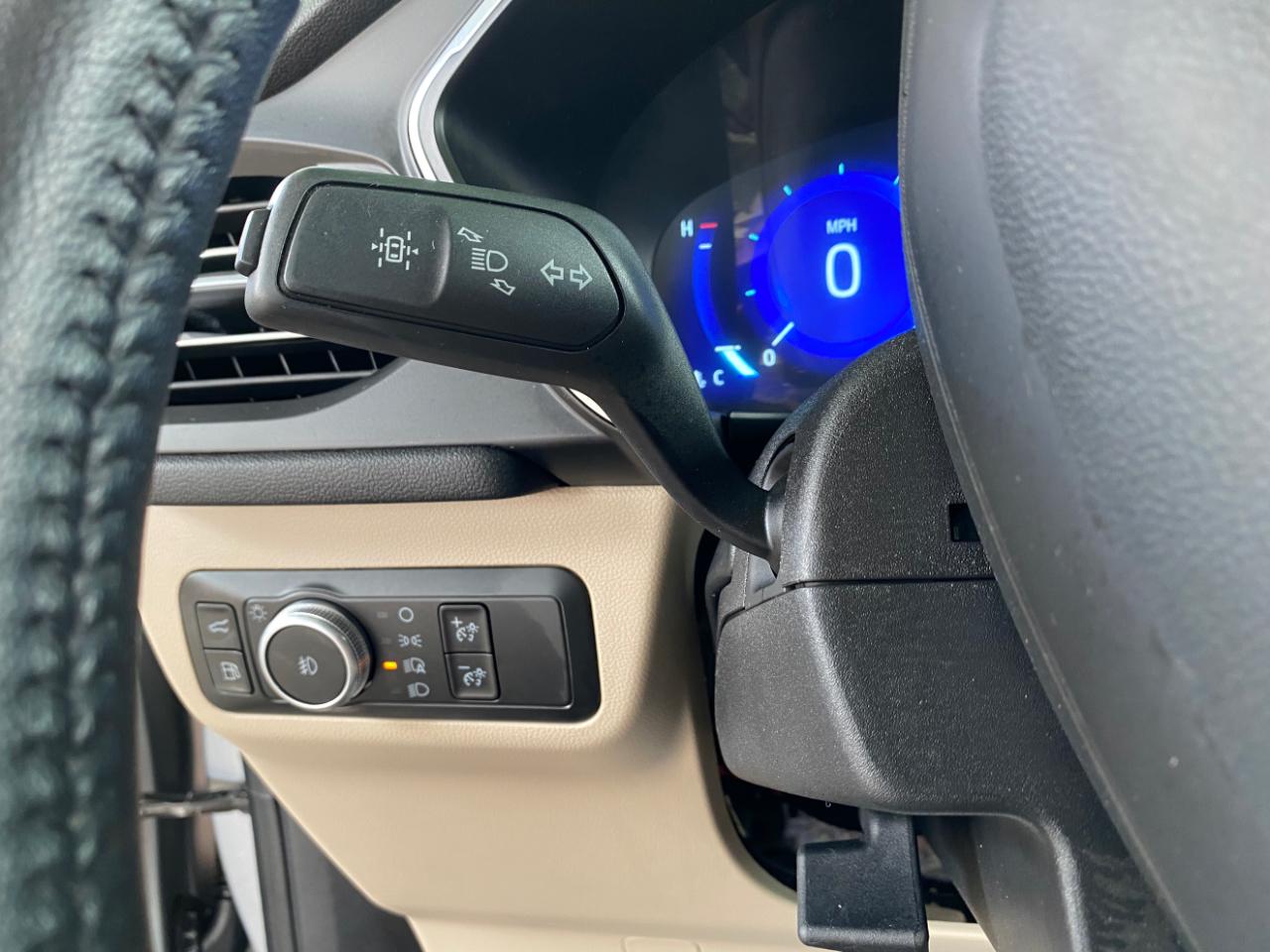 Ford Escape Titanium Hybrid FWD 2020