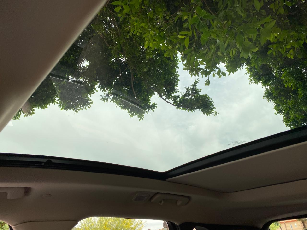 Ford Escape Titanium Hybrid FWD 2020