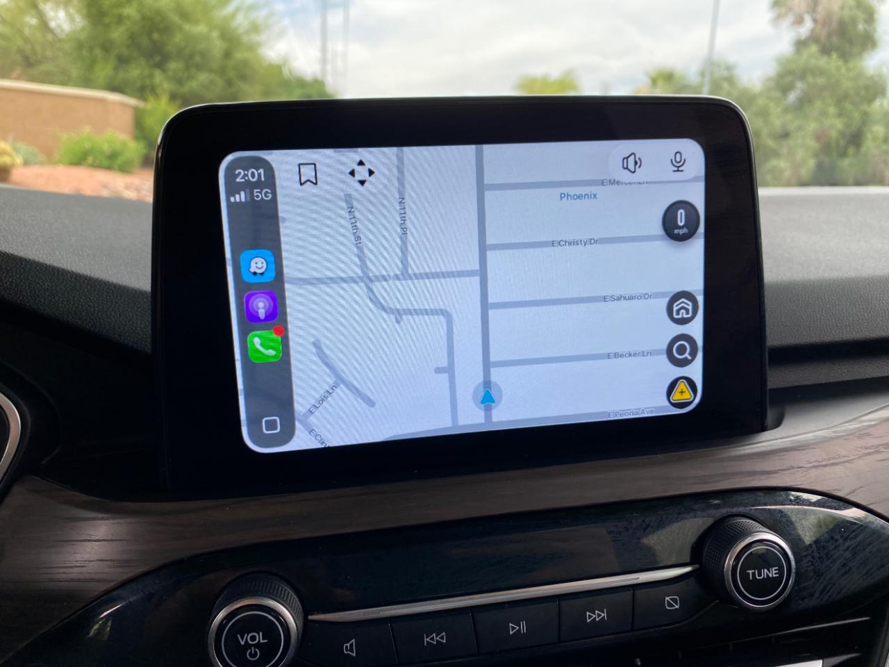 Ford Escape Titanium Hybrid FWD 2020