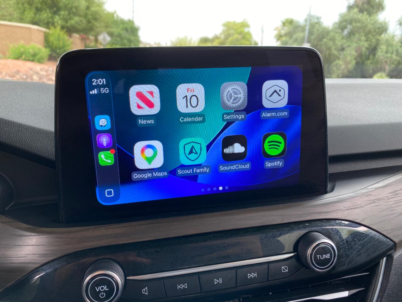 Ford Escape Titanium Hybrid FWD 2020