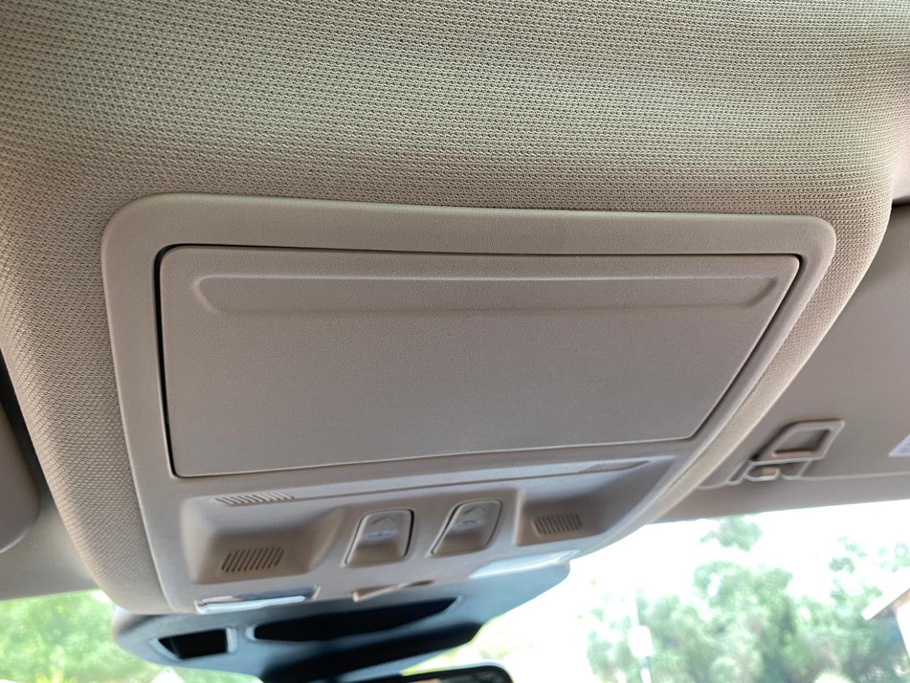 Ford Escape Titanium Hybrid FWD 2020