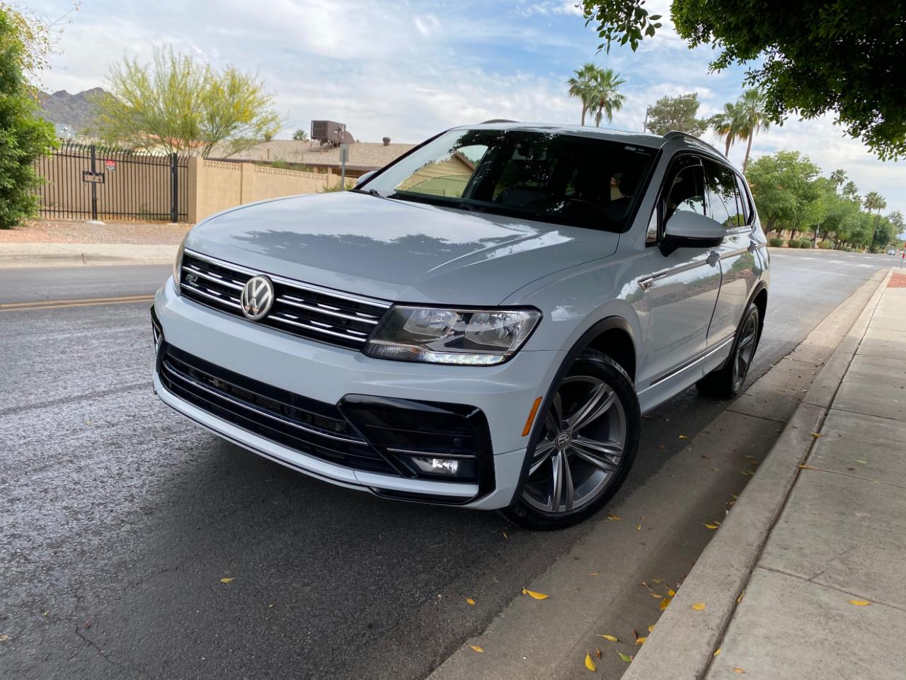 Volkswagen Tiguan 2.0T SEL R-Line FWD 2018