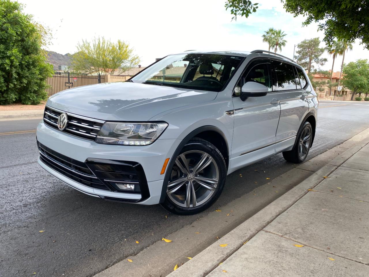 Volkswagen Tiguan 2.0T SEL R-Line FWD 2018