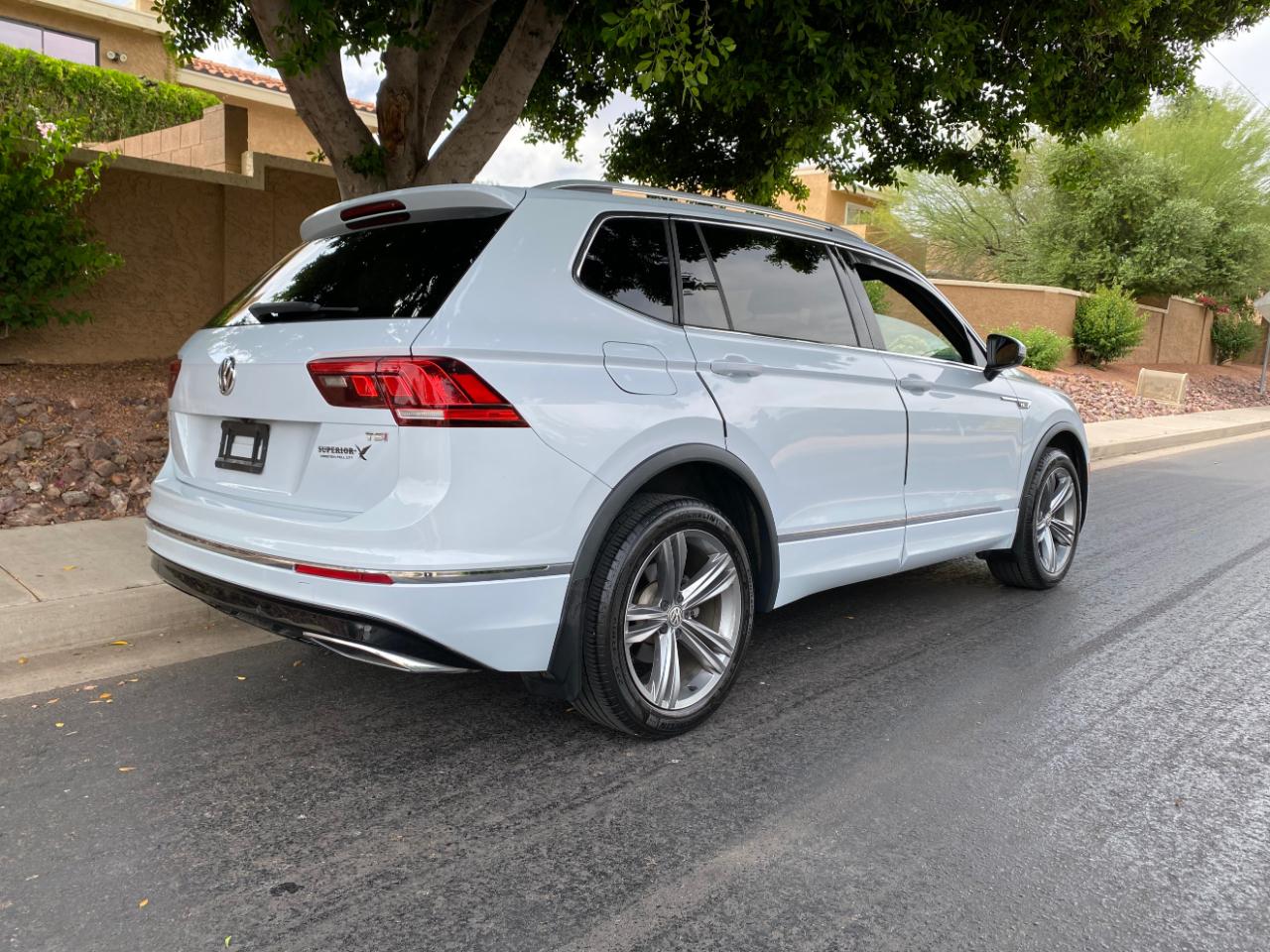 Volkswagen Tiguan 2.0T SEL R-Line FWD 2018