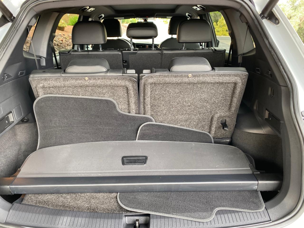 Volkswagen Tiguan 2.0T SEL R-Line FWD 2018