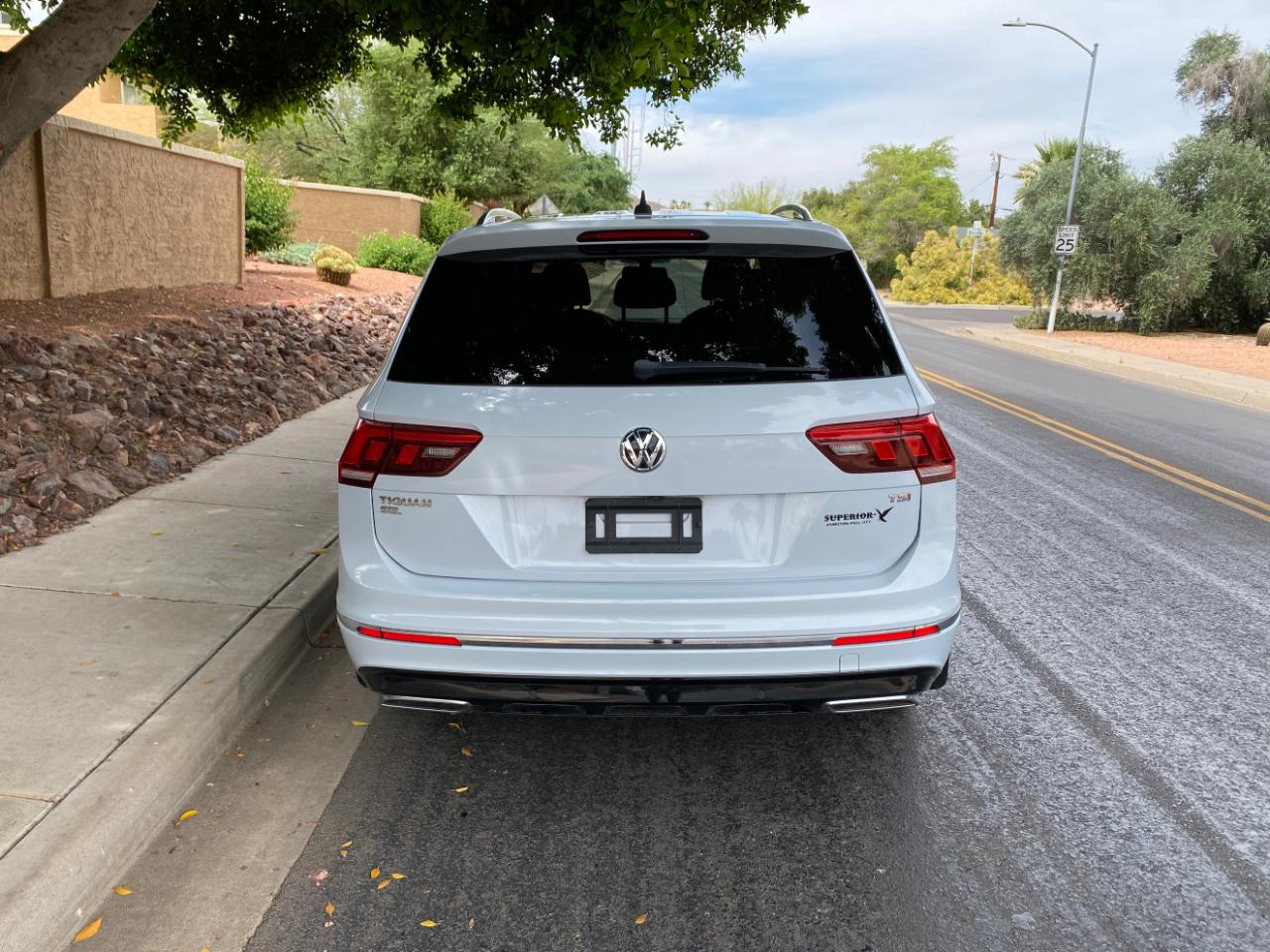 Volkswagen Tiguan 2.0T SEL R-Line FWD 2018