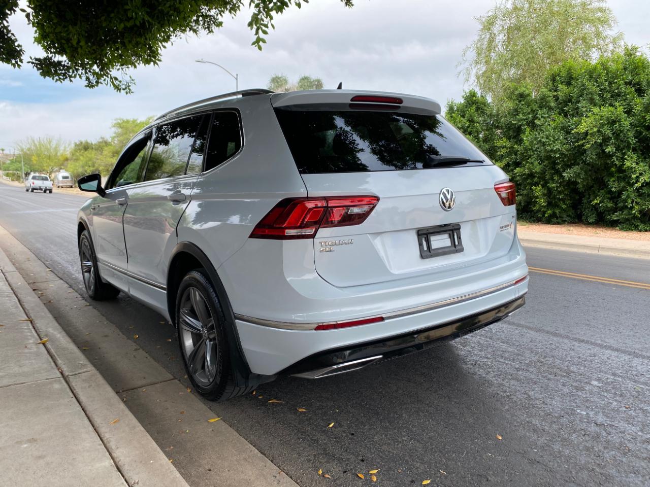 Volkswagen Tiguan 2.0T SEL R-Line FWD 2018