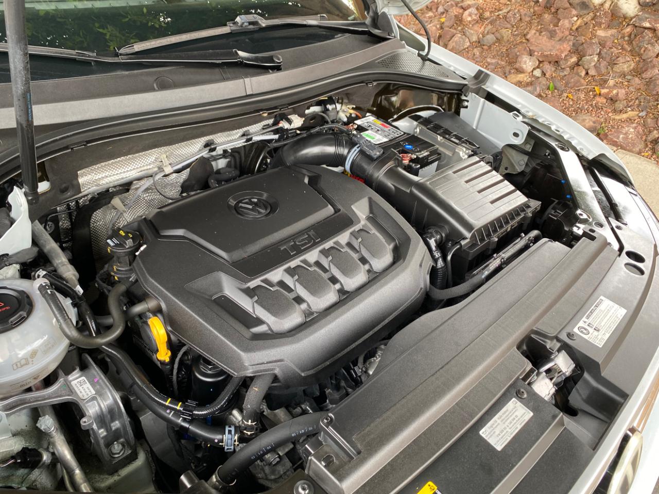 Volkswagen Tiguan 2.0T SEL R-Line FWD 2018