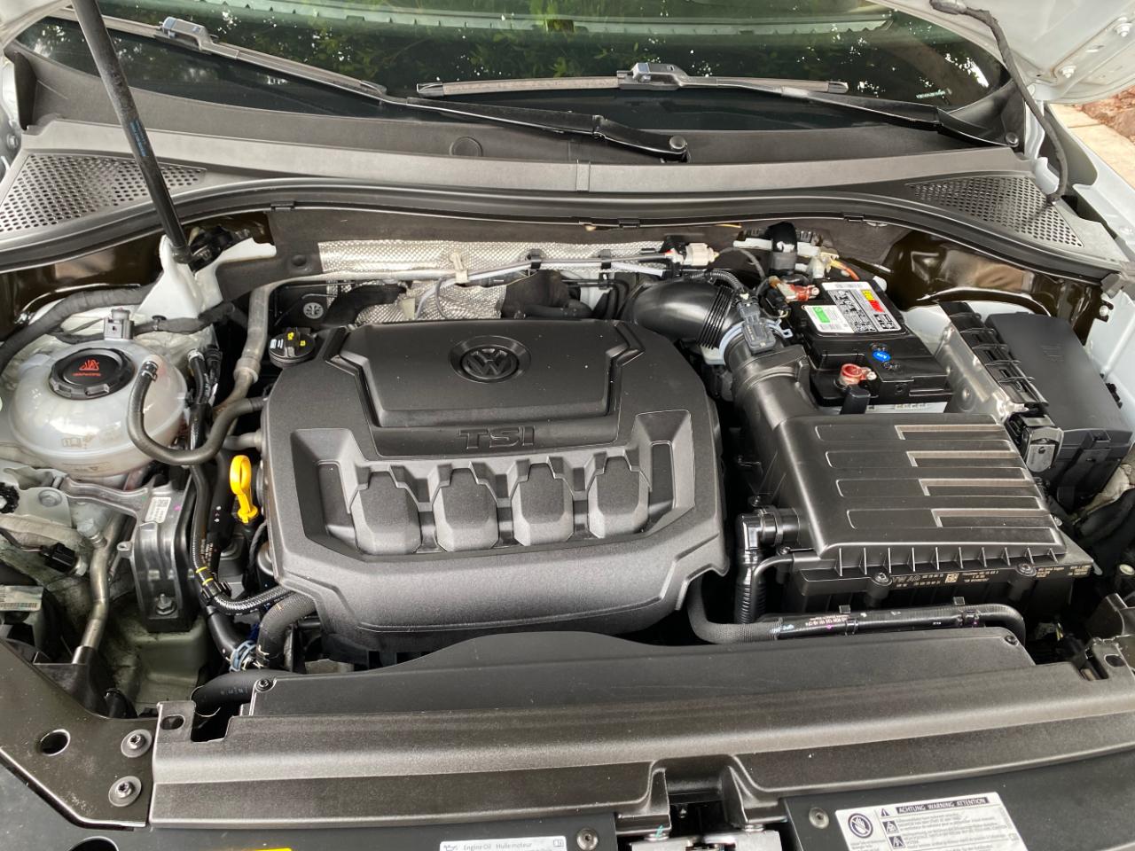 Volkswagen Tiguan 2.0T SEL R-Line FWD 2018