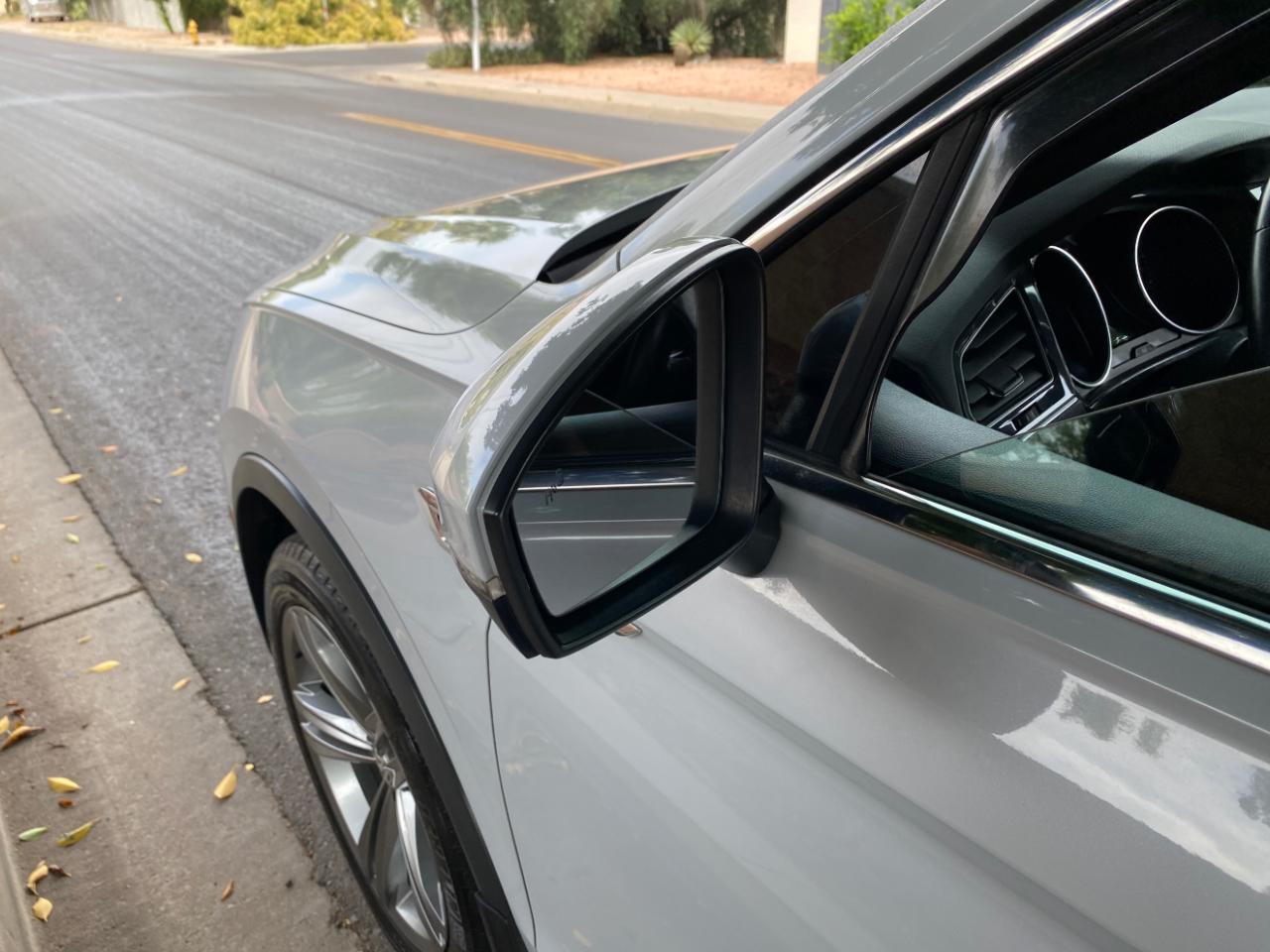 Volkswagen Tiguan 2.0T SEL R-Line FWD 2018