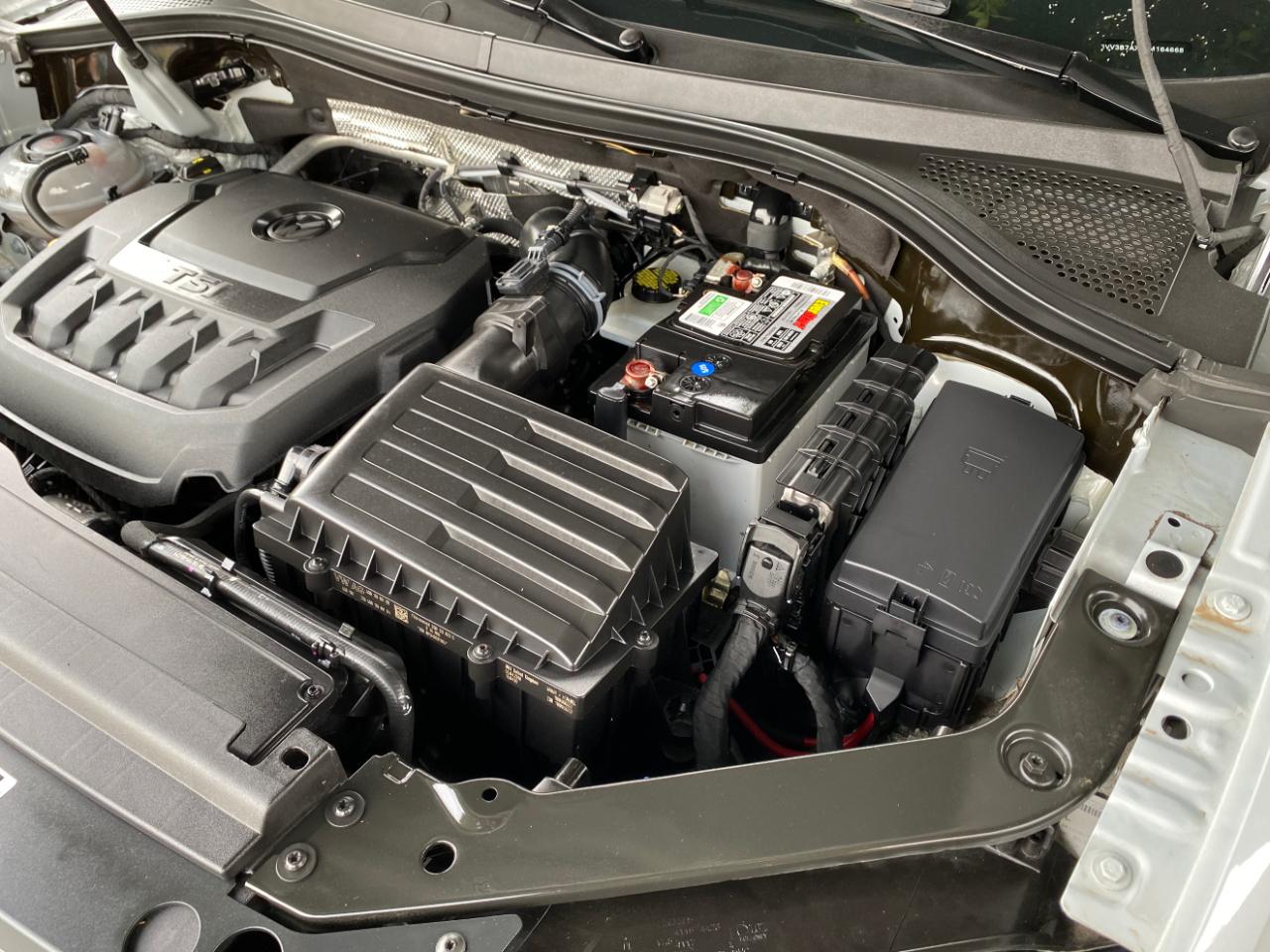 Volkswagen Tiguan 2.0T SEL R-Line FWD 2018