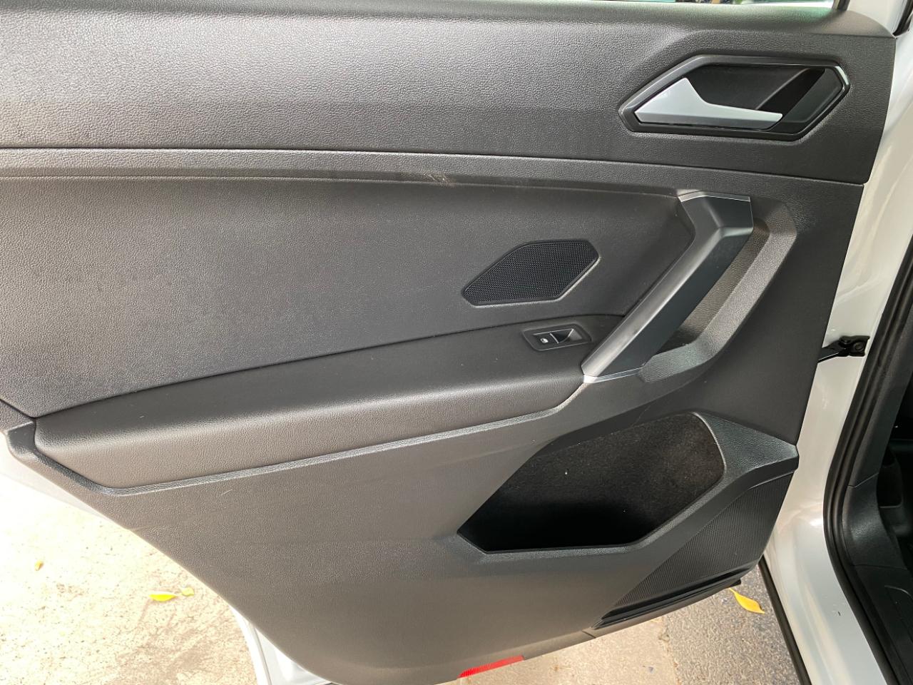 Volkswagen Tiguan 2.0T SEL R-Line FWD 2018