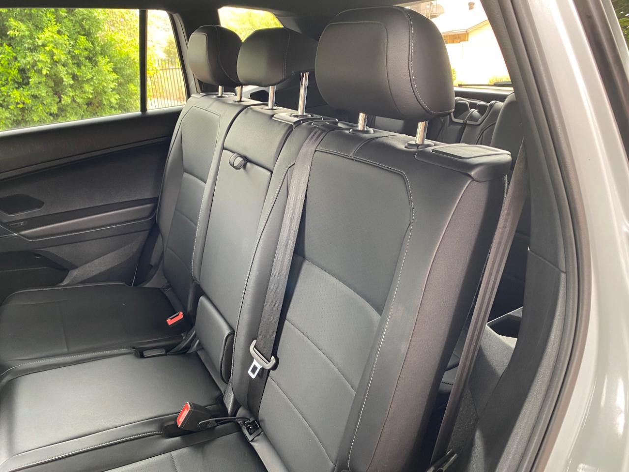 Volkswagen Tiguan 2.0T SEL R-Line FWD 2018