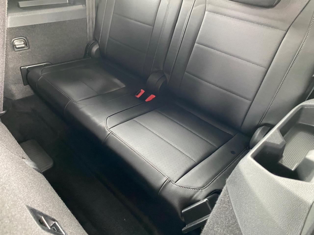 Volkswagen Tiguan 2.0T SEL R-Line FWD 2018