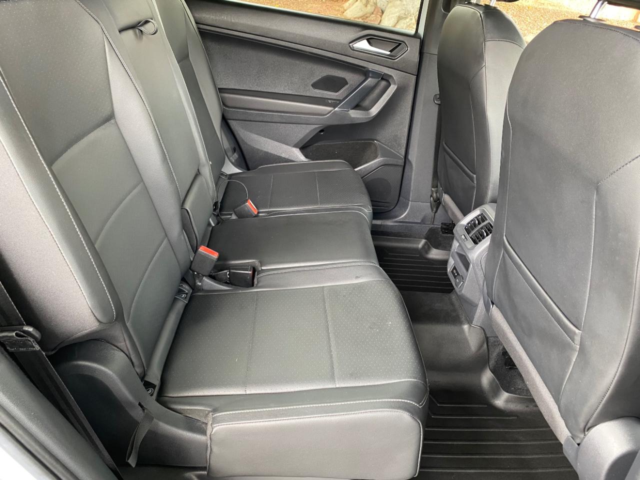 Volkswagen Tiguan 2.0T SEL R-Line FWD 2018