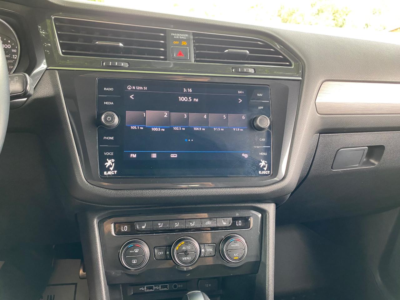 Volkswagen Tiguan 2.0T SEL R-Line FWD 2018