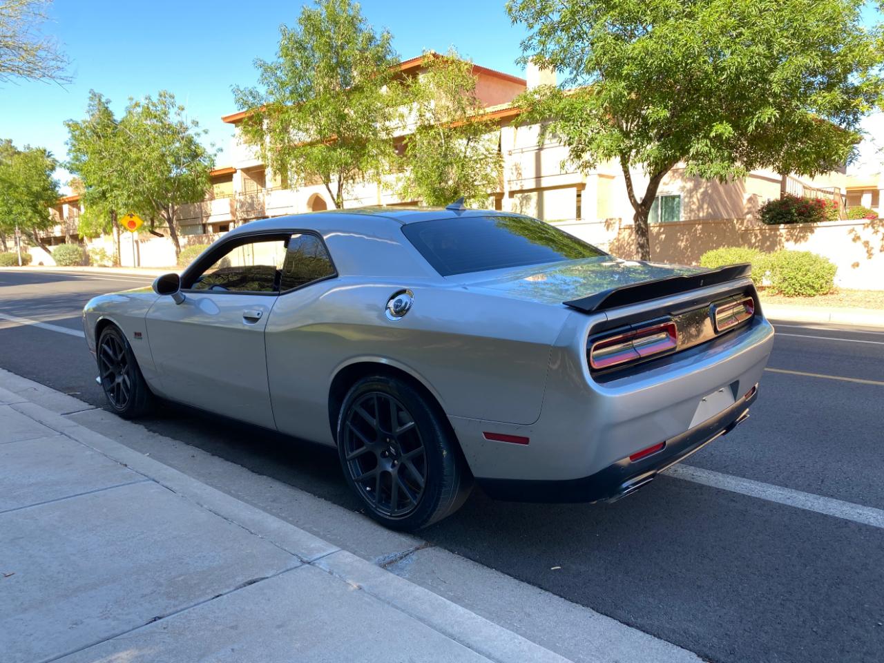 Dodge Challenger R/T RWD 2019