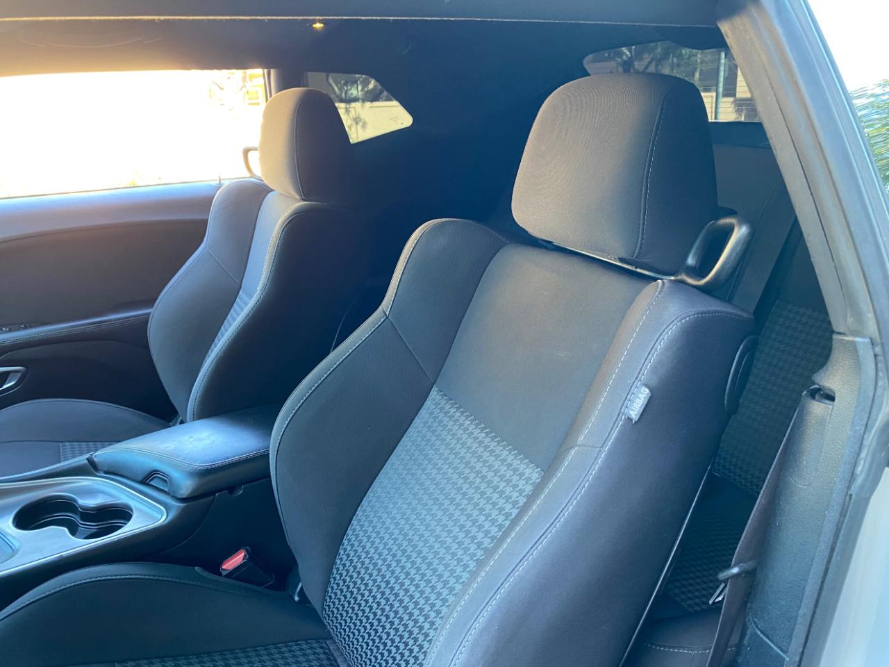 Dodge Challenger R/T RWD 2019