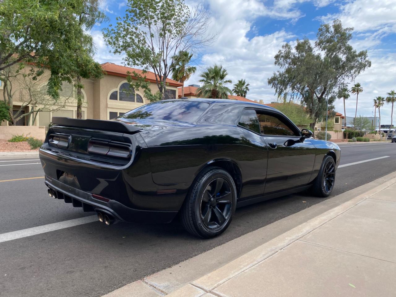 Dodge Challenger 2dr Cpe SXT 2016