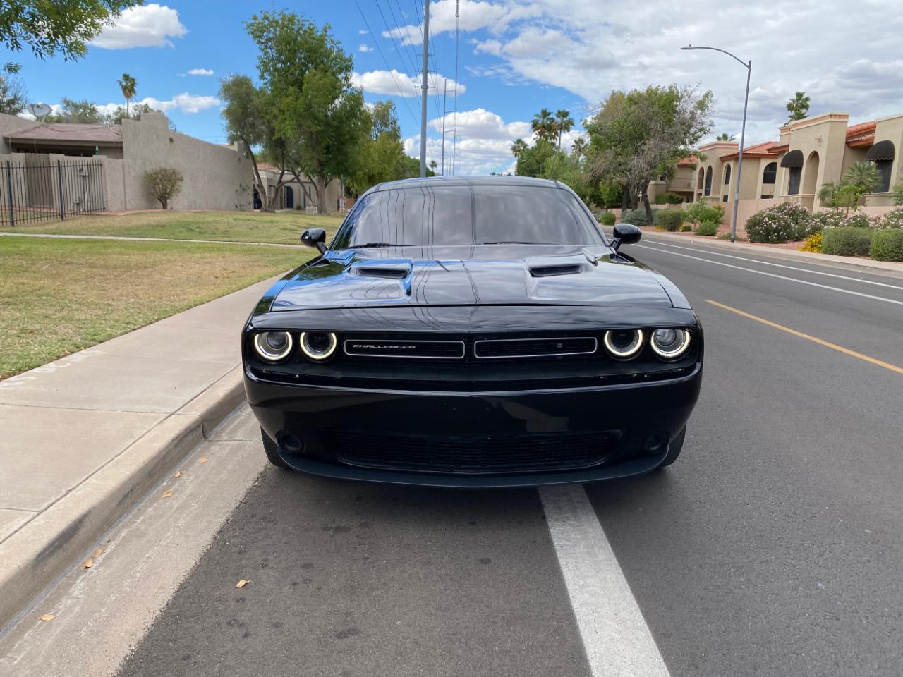 Dodge Challenger 2dr Cpe SXT 2016