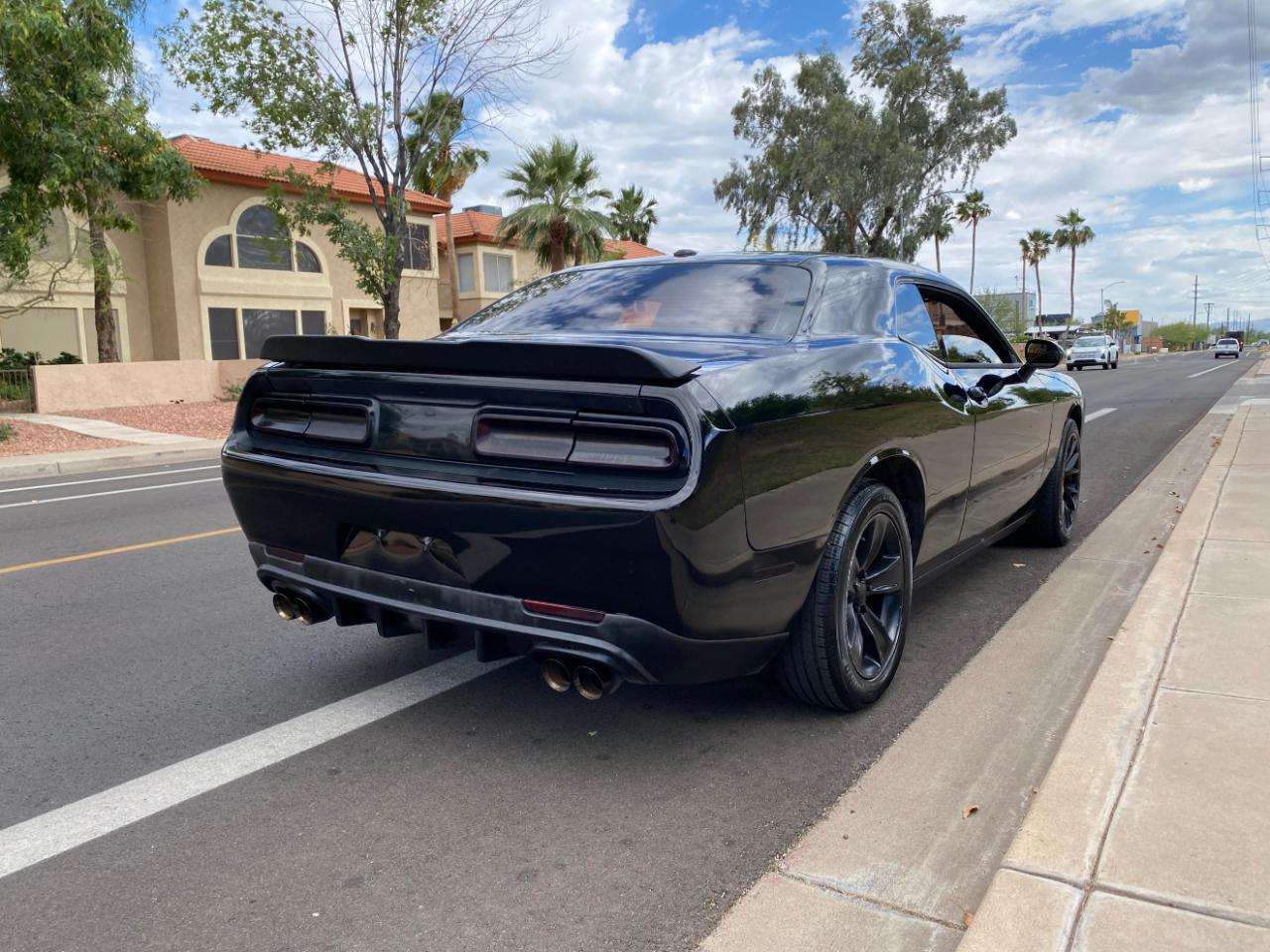 Dodge Challenger 2dr Cpe SXT 2016