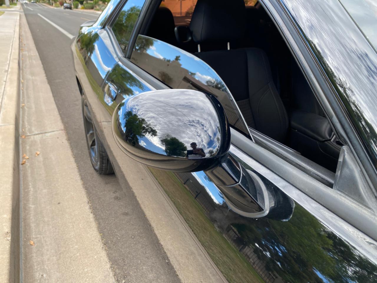 Dodge Challenger 2dr Cpe SXT 2016