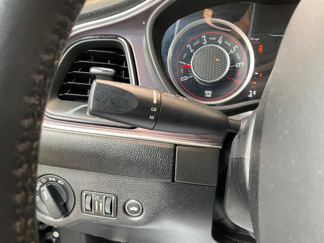 Dodge Challenger 2dr Cpe SXT 2016