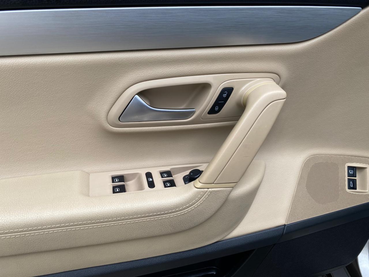 Volkswagen CC 4dr Sdn DSG Sport PZEV *Ltd Avail* 2014