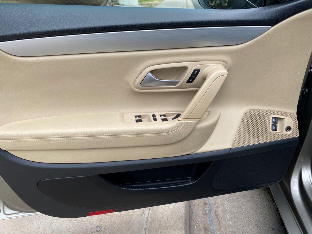 Volkswagen CC 4dr Sdn DSG Sport PZEV *Ltd Avail* 2014