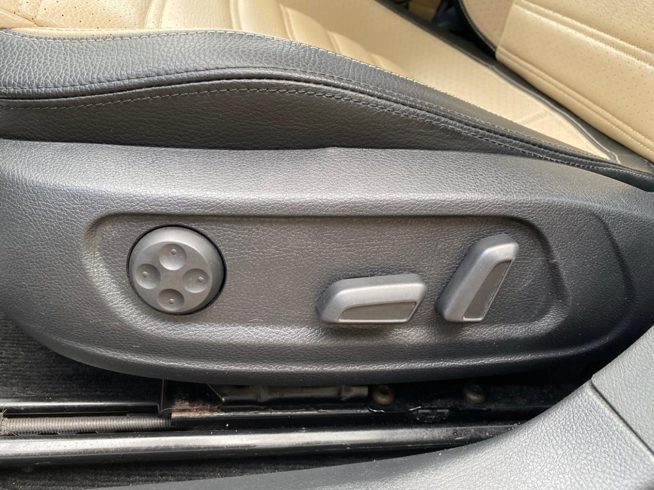 Volkswagen CC 4dr Sdn DSG Sport PZEV *Ltd Avail* 2014