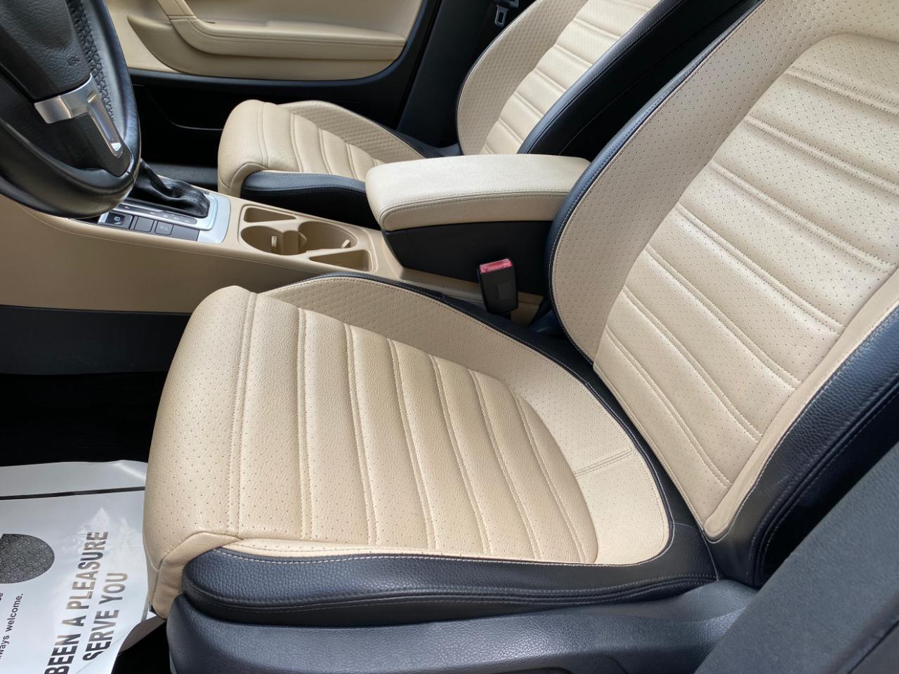 Volkswagen CC 4dr Sdn DSG Sport PZEV *Ltd Avail* 2014