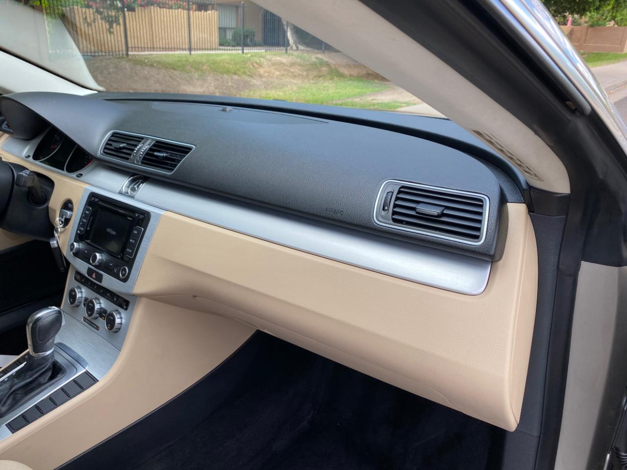 Volkswagen CC 4dr Sdn DSG Sport PZEV *Ltd Avail* 2014