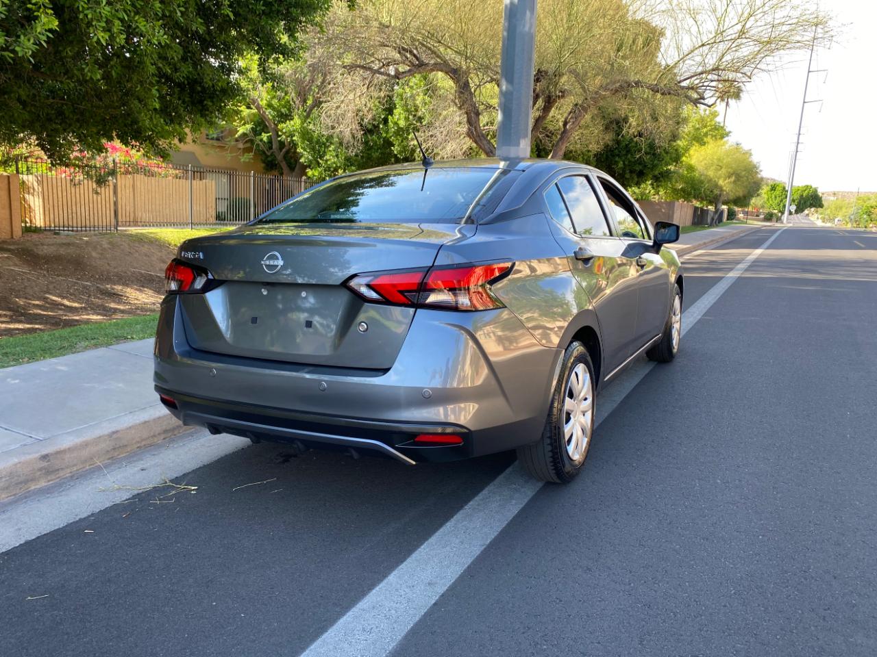 Nissan Versa S CVT 2024