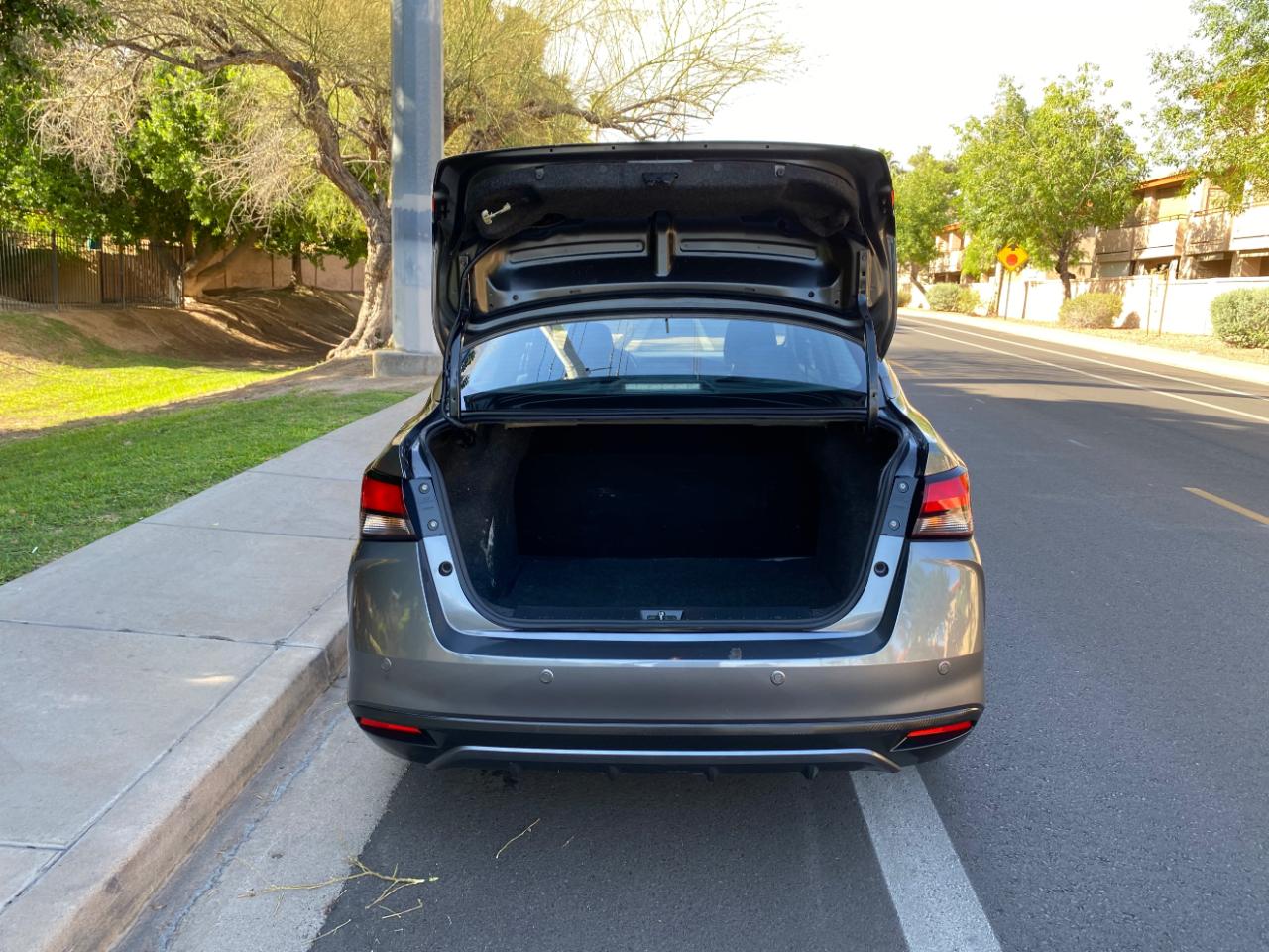 Nissan Versa S CVT 2024