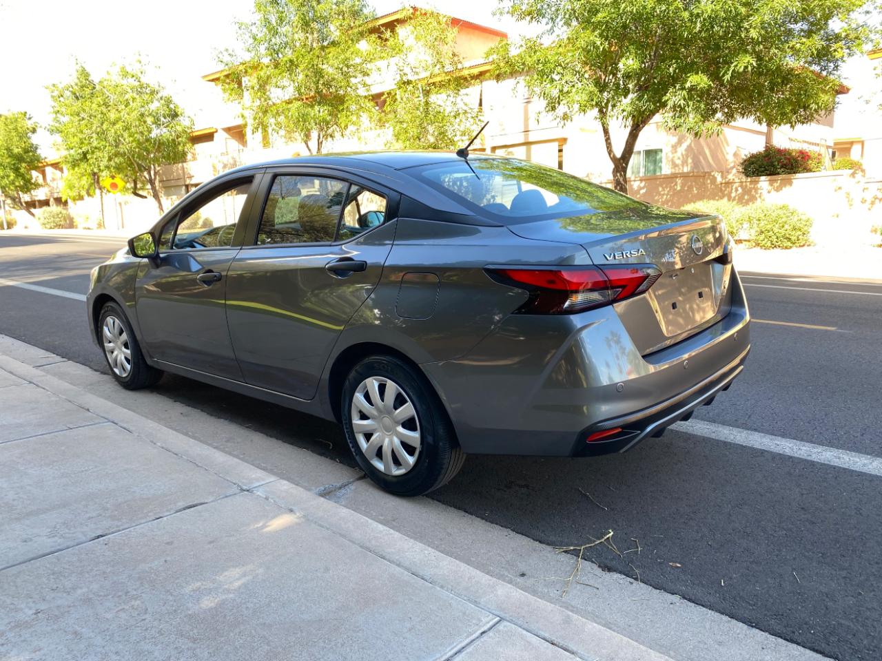 Nissan Versa S CVT 2024