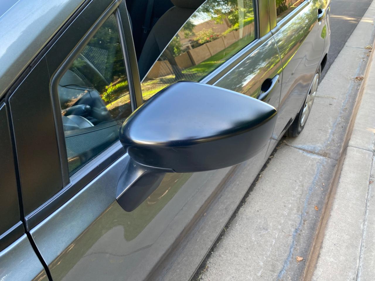 Nissan Versa S CVT 2024