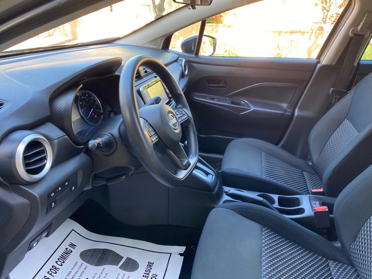 Nissan Versa S CVT 2024