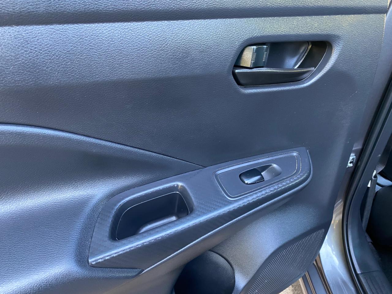 Nissan Versa S CVT 2024