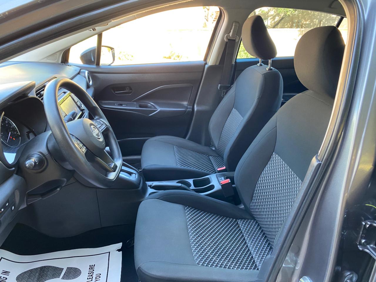 Nissan Versa S CVT 2024