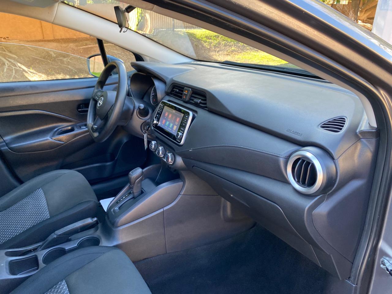 Nissan Versa S CVT 2024